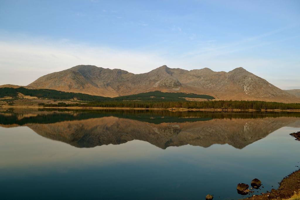 Ben Lettery Connemara Hostel 戈尔韦 外观 照片